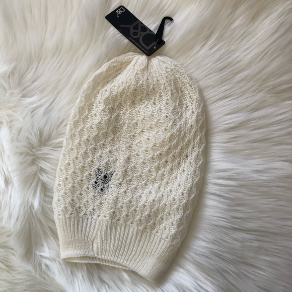 Knitted beanie - Picture 2 of 6